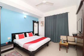 Apex Hotel