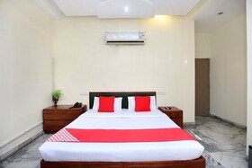 Comfort Inn by OYO Rooms