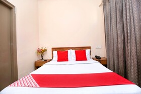 Comfort Inn by OYO Rooms