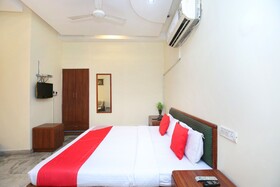 Comfort Inn by OYO Rooms