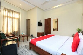 Comfort Inn by OYO Rooms