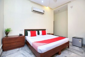 Comfort Inn by OYO Rooms