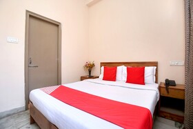 Comfort Inn by OYO Rooms