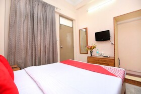 Comfort Inn by OYO Rooms