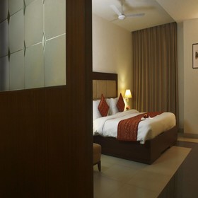 Legend Sarovar Portico