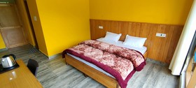Flyscape Hostel
