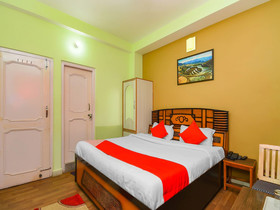 Hotel Mansarovar by OYO