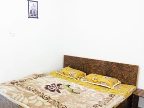 Hotel Bharmour View