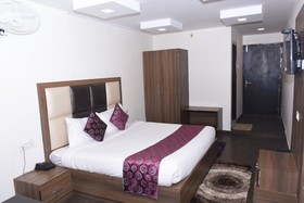 Aamod Aanantham Country Resort