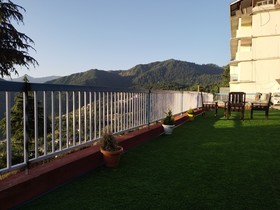 Aamod Aanantham Country Resort