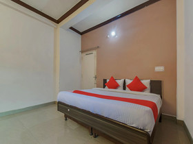 Hotel Rudransh by OYO Rooms