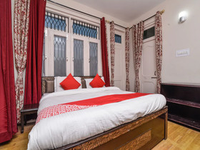 Hotel Cozy Nook by OYO Rooms