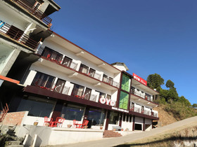 Hotel Grand Hills By OYO Rooms