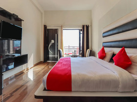 Hotel Grand Hills By OYO Rooms