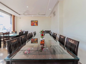 Hotel Grand Hills By OYO Rooms