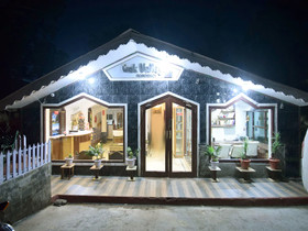 Hotel Oak Valley Residency