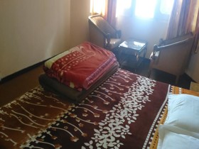 Modi Inn Rock Side