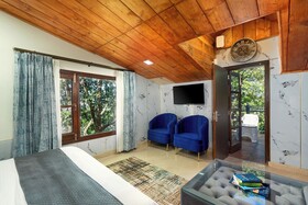 The Pine Retreat Mall Road Dalhousie