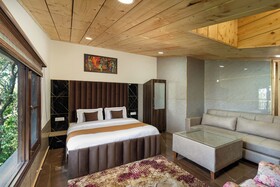The Pine Retreat Mall Road Dalhousie