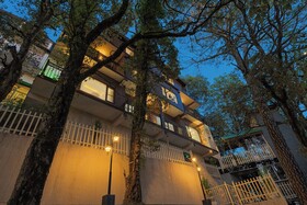 The Pine Retreat Mall Road Dalhousie