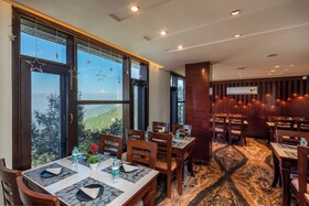 The Seasons Dalhousie