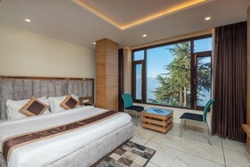 The Seasons Dalhousie