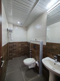 Aliza Inn and Suites