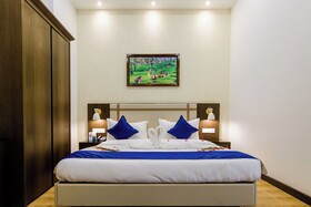 Dhauladhar Heights Resort