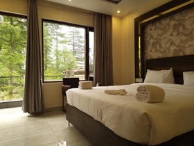 Golden Rock - AM Hotel Kollection