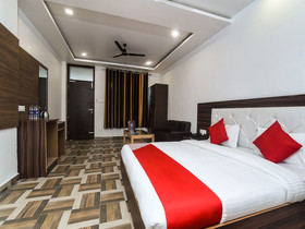 Hotel Naddi Hills by OYO