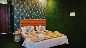 Hotel Nirbana Heights