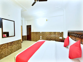 Hotel Snow Retreat by OYO Rooms