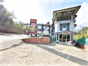 Hotel Snow Retreat by OYO Rooms