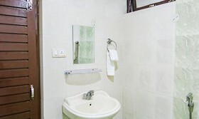Rosewood Inn I By Fabhotel