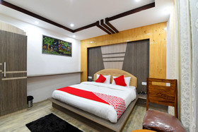 Hotel HHH By OYO Rooms