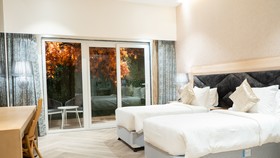 Hotel Clarks Inn Suites Kangra