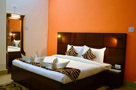 Dee Jay Hotel and Restaurant