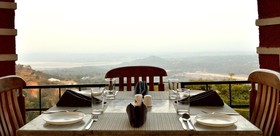 Dee Jay Hotel and Restaurant
