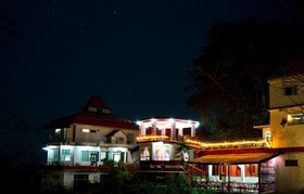 Dee Jay Hotel and Restaurant