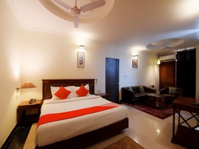 Kenwood Resorts