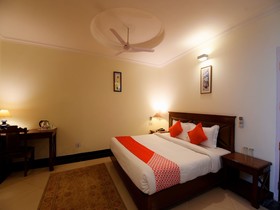 Kenwood Resorts