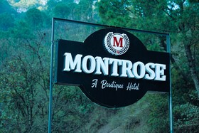 Montrose 11 Boutique
