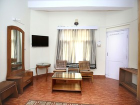 Shivalik Home Stay by OYO Rooms