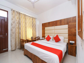 The Royal Nest By OYO Rooms