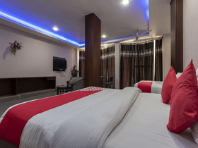 Diamond Vaishali By OYO Rooms
