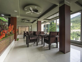 Diamond Vaishali By OYO Rooms