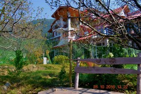 Bharhka Countryside Cottage Resort
