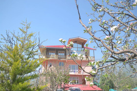 Bharhka Countryside Cottage Resort