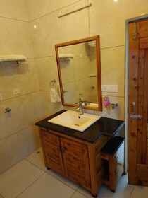 Elegance Retreat
