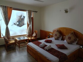 Elegance Retreat